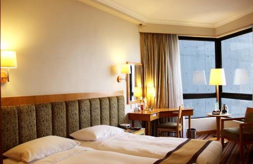 Wan Chai Hotel | The Harbourview - Chinese YMCA of Hong Kong