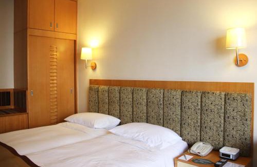 Wan Chai Hotel | The Harbourview - Chinese YMCA of Hong Kong