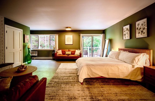 Rhinebeck Hotel | The Harlow House