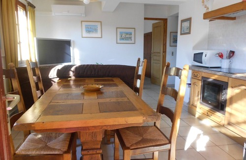 Port-Vendres Apartment | THE HEART OF THE VINES, 1.5 km from the sea