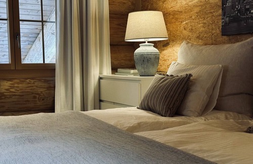 Gsteig Apartment | The Heiti lodge N - Log House Apartment