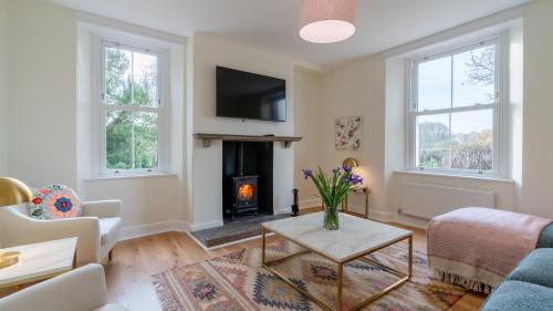 Lydney House | The Hickory