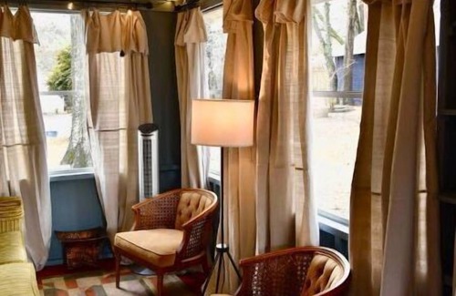 Texarkana House | The Hickory Hill House