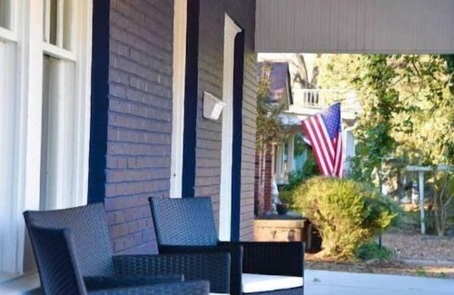 Texarkana House | The Hickory Hill House