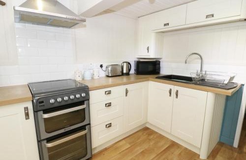 Benllech Apartment | The Hideaway