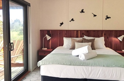 Mangawhai Hotel | The Hideout