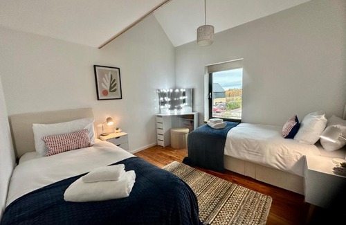 Milton of Leys House | The Highland MoonRay