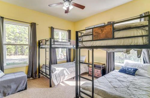 Zwolle House | The Hill-Ton - Lake View, Across from 1215 Launch