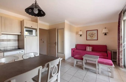Pont Royal Apartment | The Hills of Pont Royal in Provence - maeva Home - 2 Room Apartment 6 People - Selection