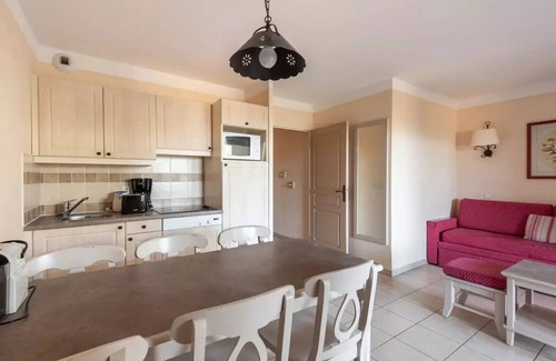 Pont Royal Apartment | The Hills of Pont Royal in Provence - maeva Home - 2 Room Apartment 6 People - Selection