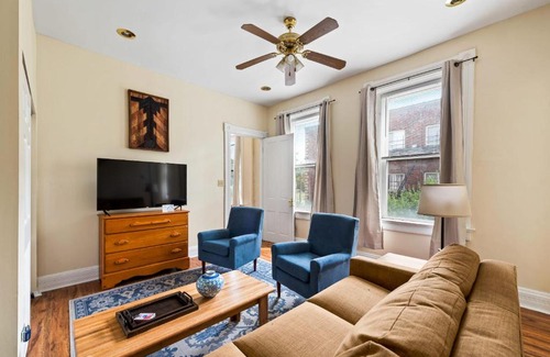 Corryville Apartment | The Hilton House - Close to Everything