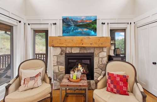 Allenspark Cabin | The Hogan Cabin 3 at Pathways Ranch!