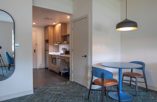 Danville Hotel | The Holbrook Hotel