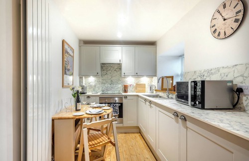 Kilmun Cottage | The Holly Tree Cottage