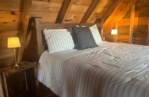 Hastings Highlands House | The Homestead at Rutledge Lake