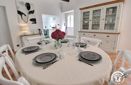 Bourseul House | The hotel garden