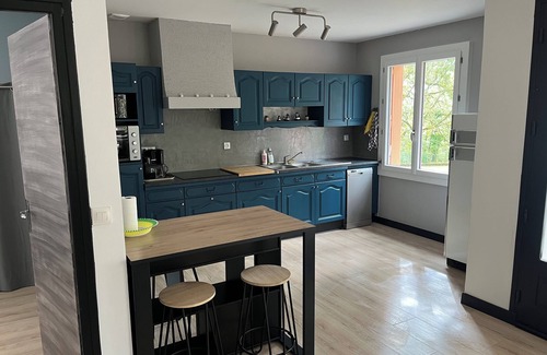 Crayssac House | The house in the woods