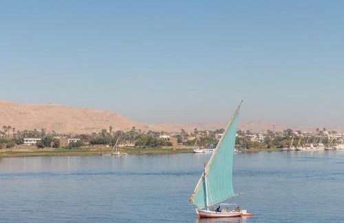 Luxor Apartment | The House Of Lights