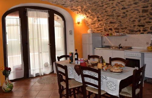 Bossico Apartment | The house on the plateau, in the historic center