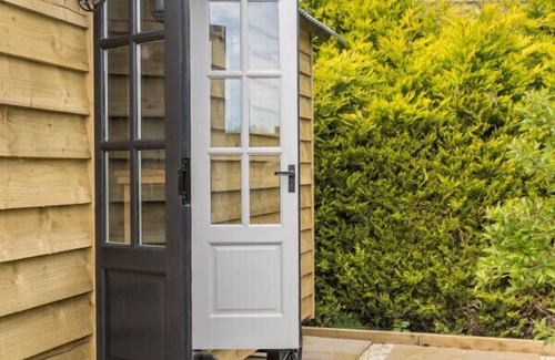 Chipping Campden Cabin | The Hut – Central Chipping Campden