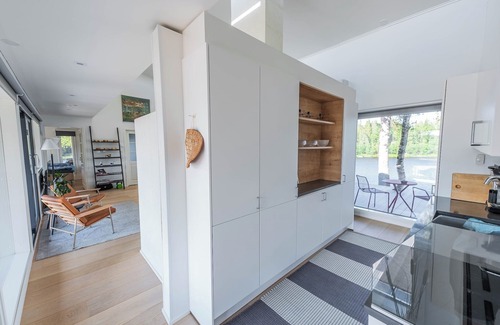 Ranua Villa | The Iconic and cozy 4-bedroom Wikkelä Villa with sauna, jacuzzi & next to river