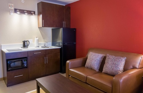 East Kootenay Hotel | The Kanata by BCMInns Invermere