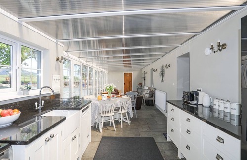 Garn Fadryn Cottage | The Keepers Lodge