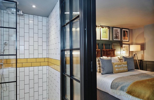 Runnymede Hotel | The Kings Arms