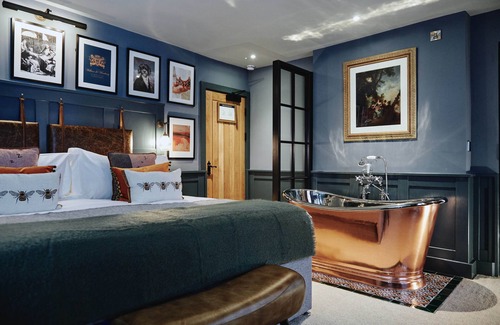 Runnymede Hotel | The Kings Arms