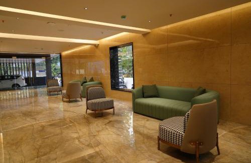 Nungambakkam Hotel | The Kings Park Grand-Near US Consulate