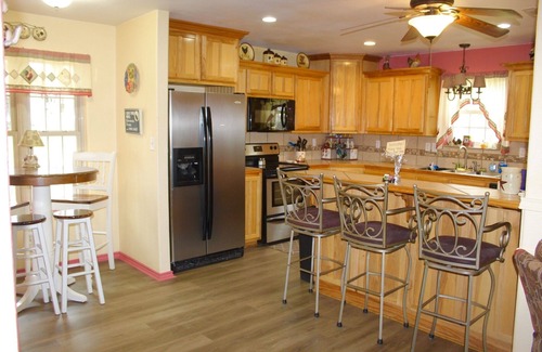 Jewett House | The Lake House on Lake Limestone