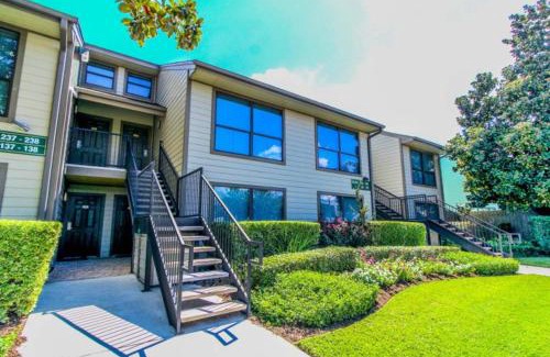 Seven Coves Resort | The Landing at Seven Coves