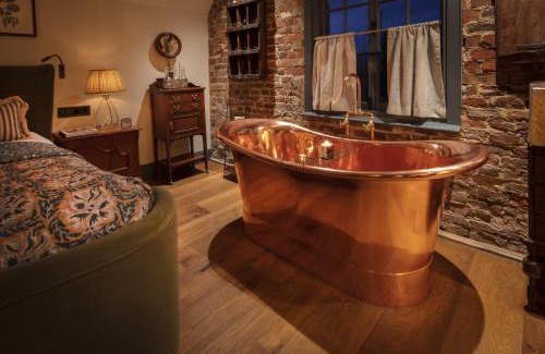 Chiddingstone Hoath Hotel | The Leicester Arms Country Inn