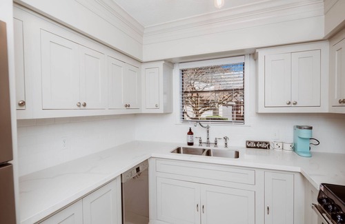 Lakeview  Jefferson County House | The Leroy