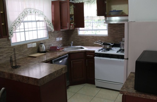 The Lime Apartment | The Limes Apartments