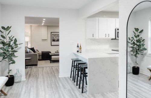 Niagara-on-the-Lake House | The Little White Haus