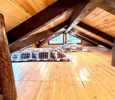 Sundance Cabin | The Lodge at Devils Tower