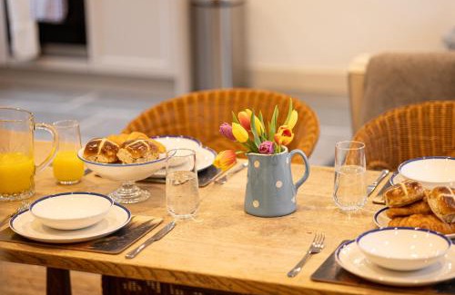 Newby Bridge House | The Lodge