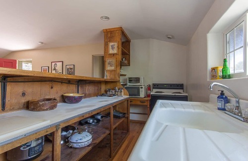 Julian Cottage | The Loft At Julian Station - Food, Tasting Rooms And Country Walks In One Place!