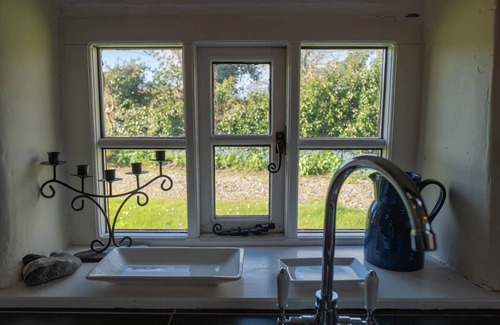 Rhyd-y-clafdy Cottage | The Longhouse - sleeps 6 guests in 3 bedrooms