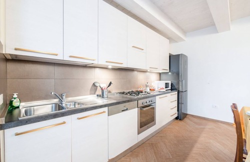 Fano Apartment | The Marina Apt at 300m from the sea! Patio & Parking