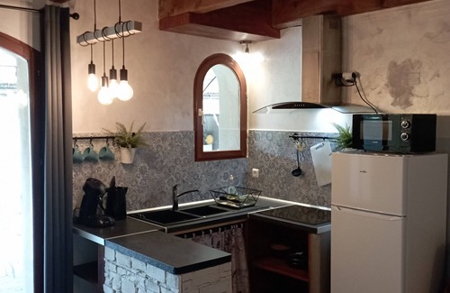 Velleron Cottage | The Mas de la Jardine