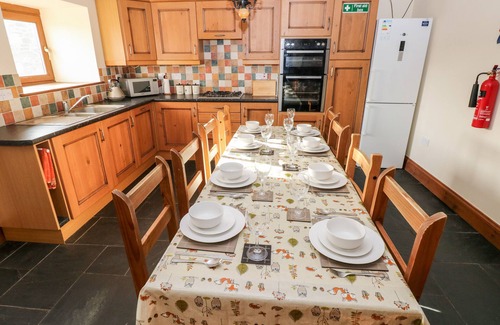 Llanybri House | THE MILL AND STABLE, pet friendly, with a garden in Laugharne