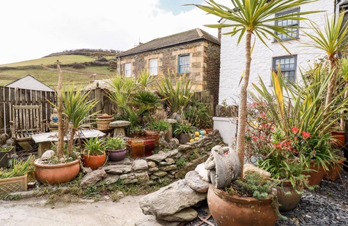 Gorran Haven Cottage | The Moonbeach Cabin