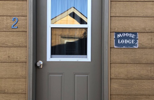 Clark Cabin | The Moose Lodge