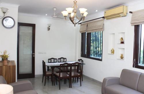 Nehru Place Apartment | The Morning Mist Serviced Apt Cook Nature