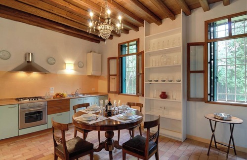 Ospedaletto di Pescantina Villa | The most original and romantic holiday villa near Venice - 4 sleeps