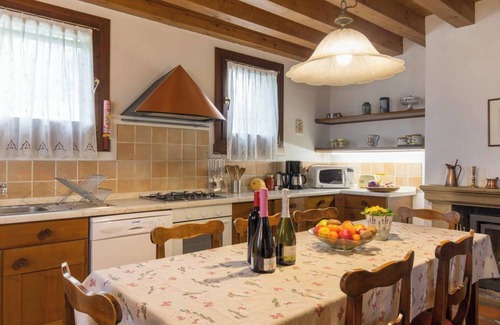 Castegnero Apartment | The Mulberries three bedroom and two bathroom apartment