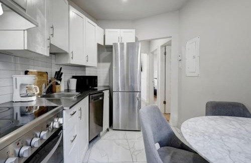 Cote-Des-Neiges—Notre-Dame-De-Grace Apartment | The NDG Charm A 3BR Hidden Gem