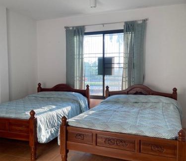 Hua Toei Bed & Breakfast | The nearest Surattani airport